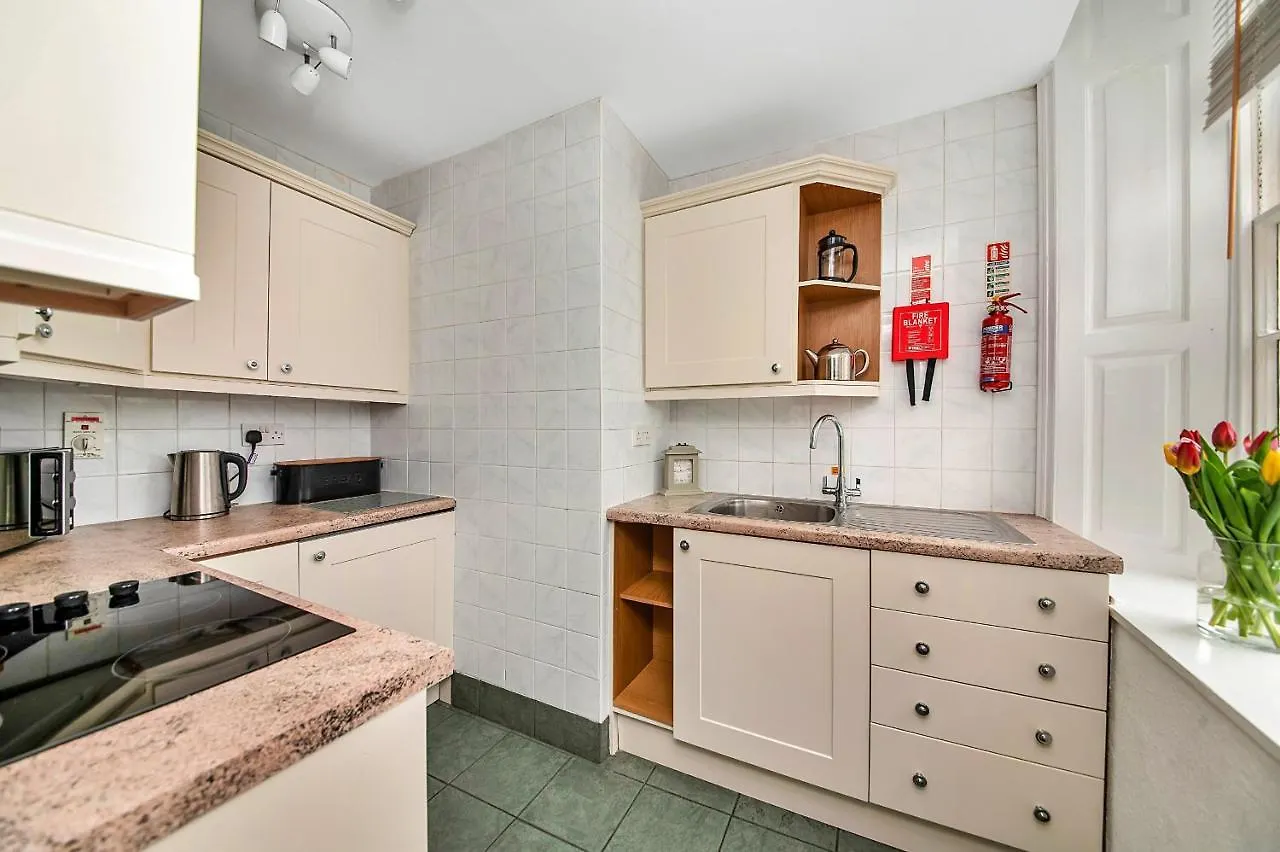 Finest Retreats - York Hall Apt Thirsk 0*,  United Kingdom